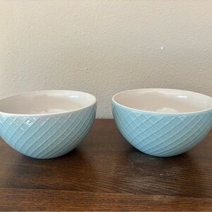 Dover & York Light Blue Textured Bowl